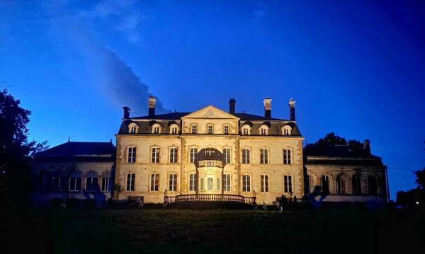 Le-Chateau-de-Le-Vignau_articleimage